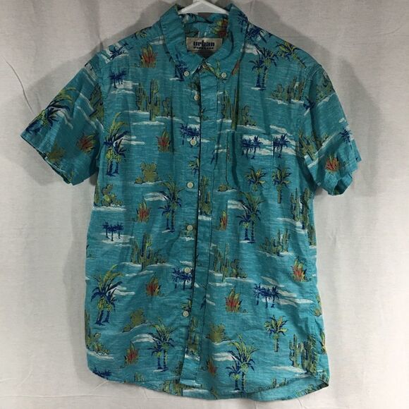 Tropical Urban Pipeline Medium blue desert palm tree scene short sleeved button - Picture 1 of 3